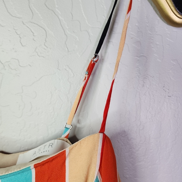 Astr The Label Cropped Striped Spaghetti Strap Tank Size Medium - Picture 4 of 7